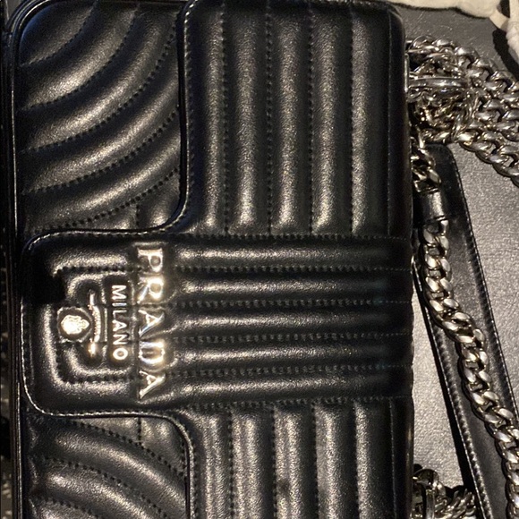 Prada bag - Picture 2 of 5